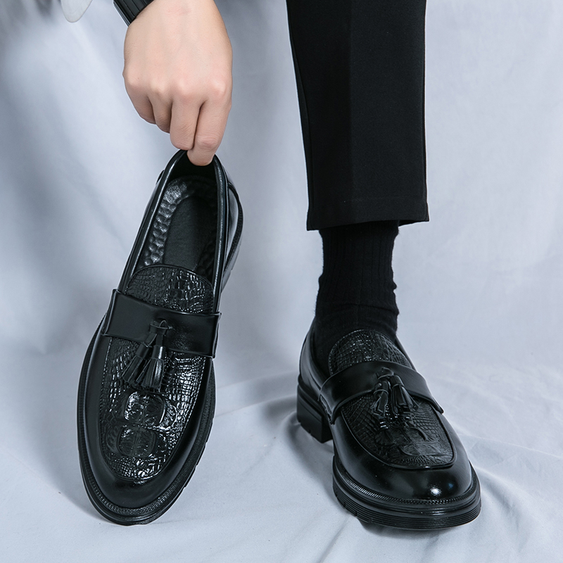 メンズシューズ革メンズファッション春タッセルローファーホット - Mens Grooming On Sale のレビューと価格